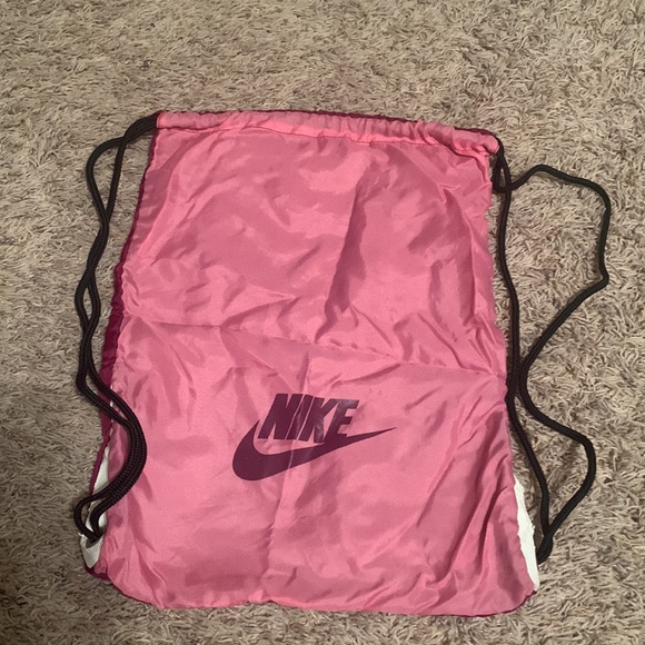 Nike Gym Sack. Lightweight. Used. 18L - Picture 2 of 5
